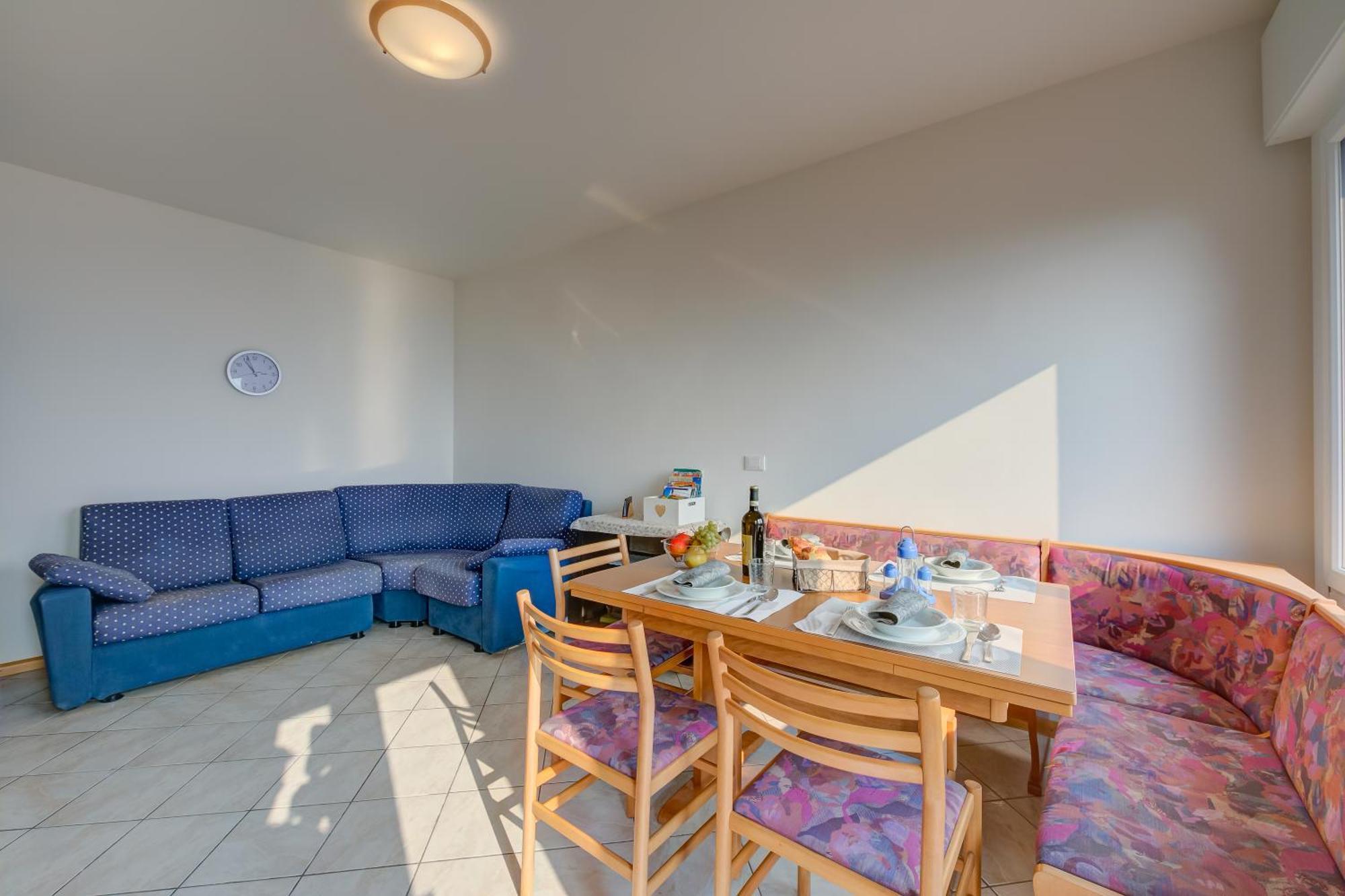 Lake View Dom-Us Apartment - Happy Rentals リーヴァ・デル・ガルダ エクステリア 写真